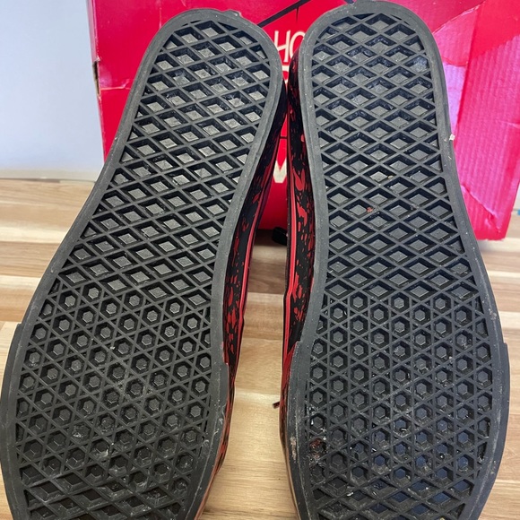 Vans, Special Edition, House of Terror Sk8-Hi Sneakers. - Picture 3 of 6